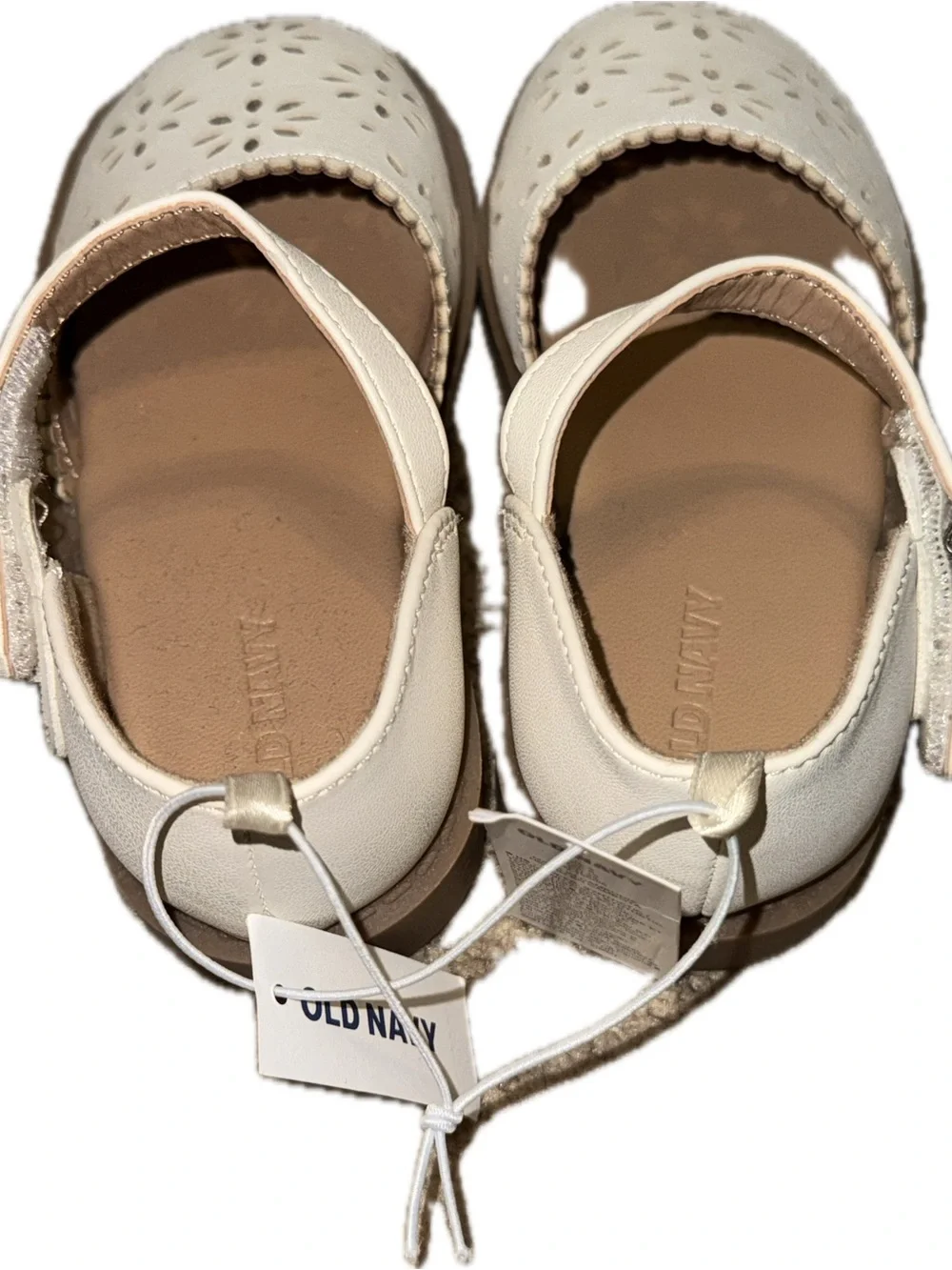 Old Navy Cream chunky Ballet Faux Leather Sandals with Buckle